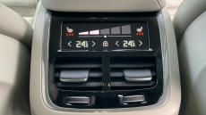 Volvo XC60 2.0 B4D Plus Dark 5dr AWD Geartronic Diesel Estate